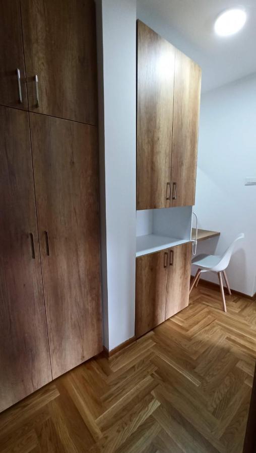 Luxury Apartments Parking In Garage Ni エクステリア 写真